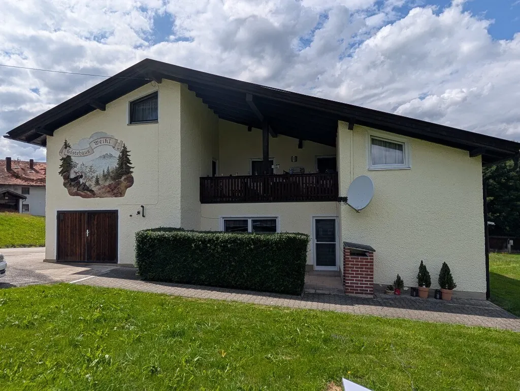 Gästehaus Weikl in ruhiger Südhanglage in Bodenmais mit Blick auf die Berge